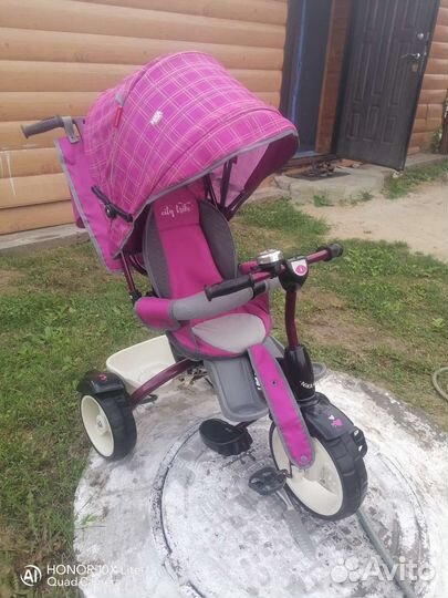 Детский велосипед с ручкой