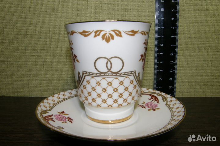 Чашка с блюдцем 