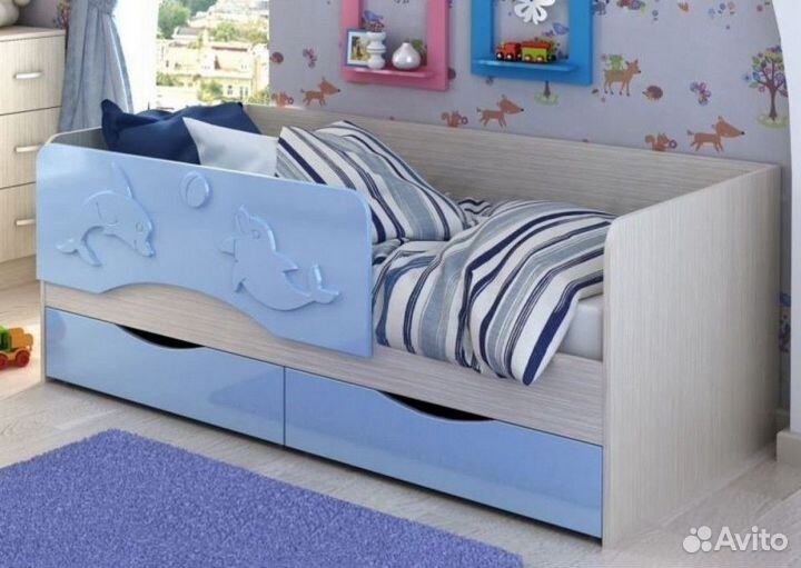 Детская кровать дельфин