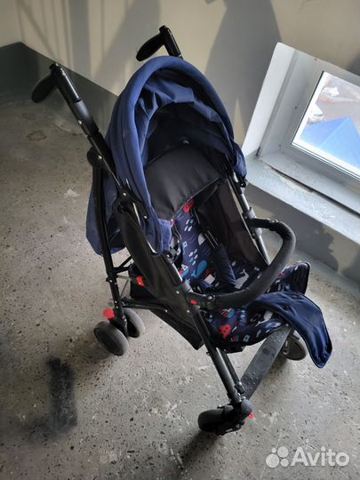 Прогулочная коляска