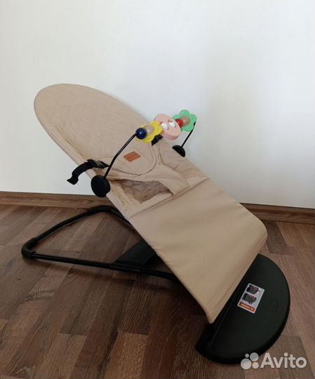 Шезлонг для новорожденных