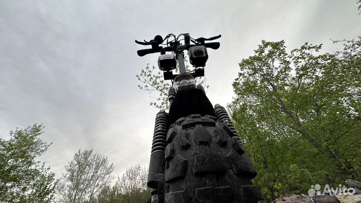 Электросамокат с сиденьем