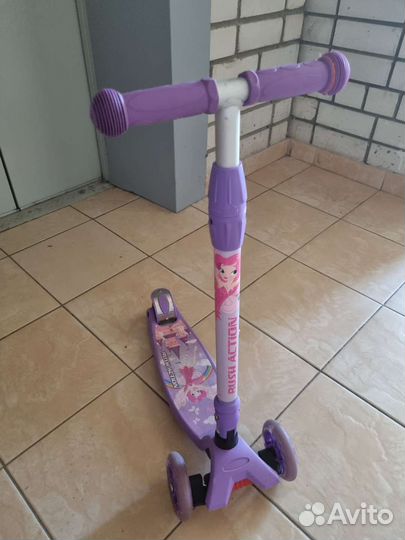 Самокат детский трехколесный бу