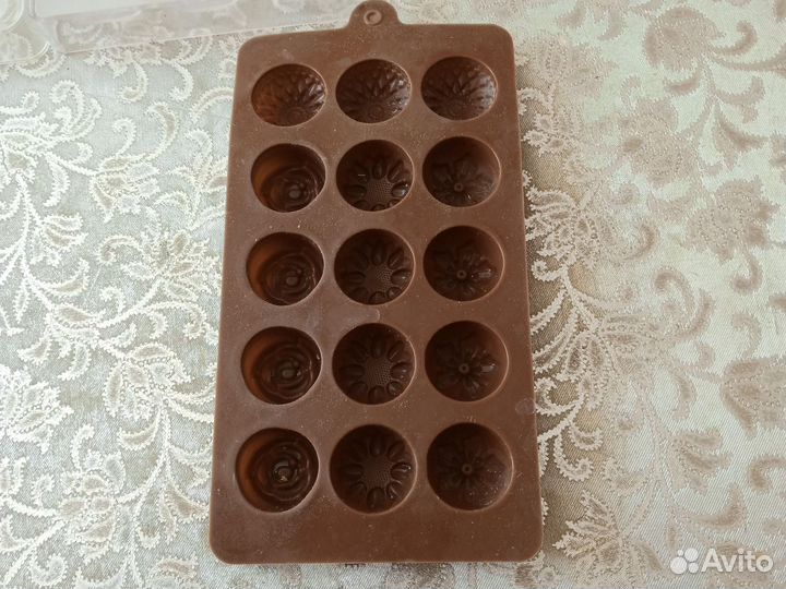 Форма для изготовления шоколадных конфет