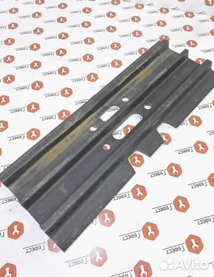 Башмак экскаватора 3G 900 мм 81N6-24570