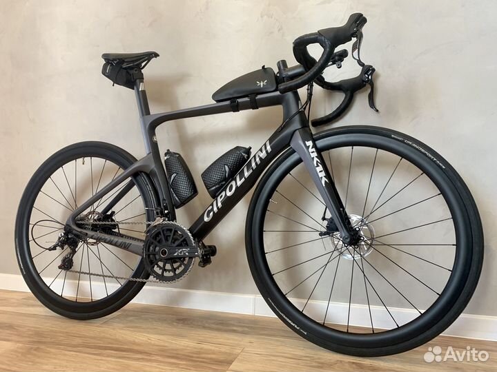 Шоссейный карбоновый велосипед 12 скоростей 8,2кг
