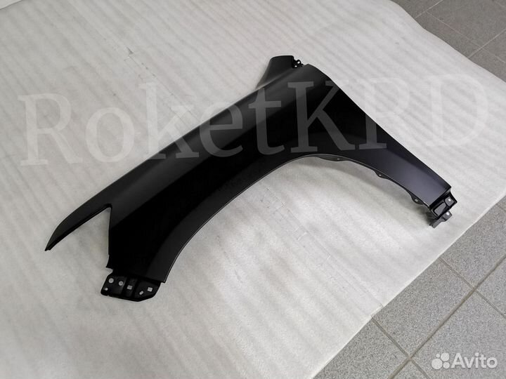Крыло левое Toyota Land Cruiser 200 2016+ Новое