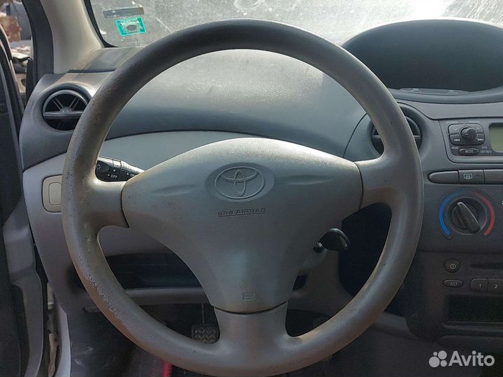 Руль с подушкой безопастности toyota yaris 1