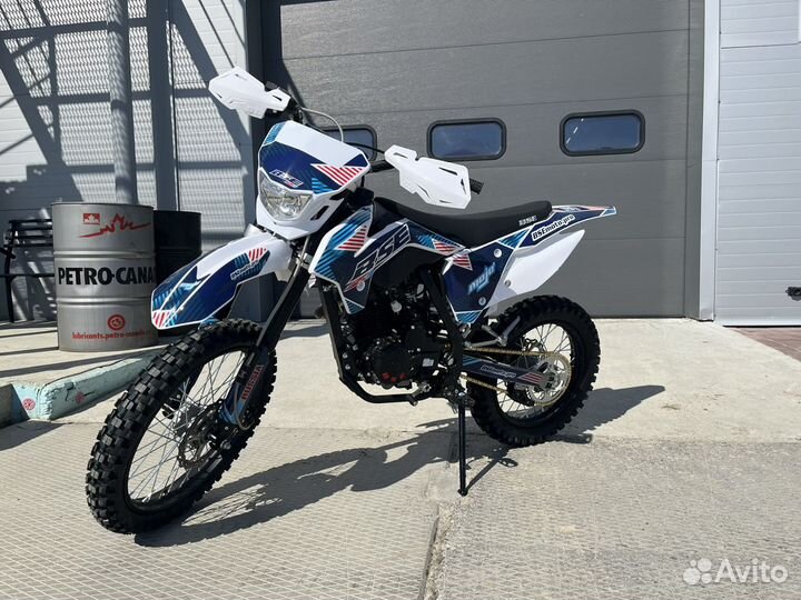 Мотоцикл BSE Z1