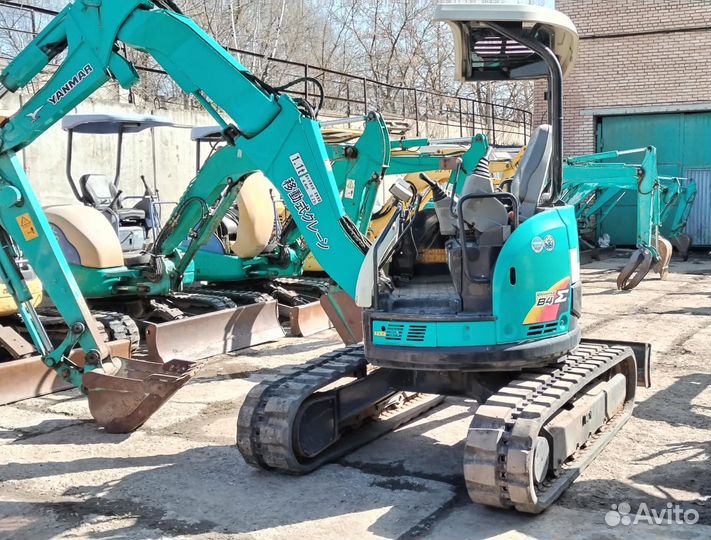 Мини-экскаватор YANMAR B4-6A, 2007