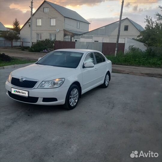 Skoda Octavia 1.6 МТ, 2012, 249 300 км