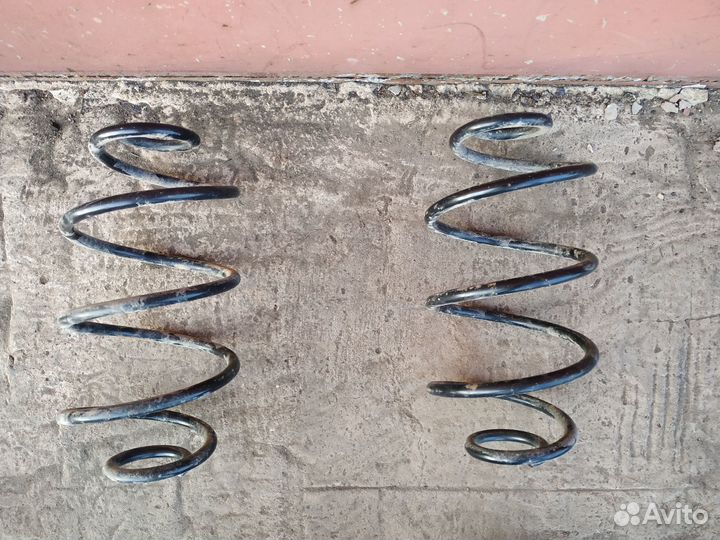 Продаю пружины (задние) opel astra g 2001