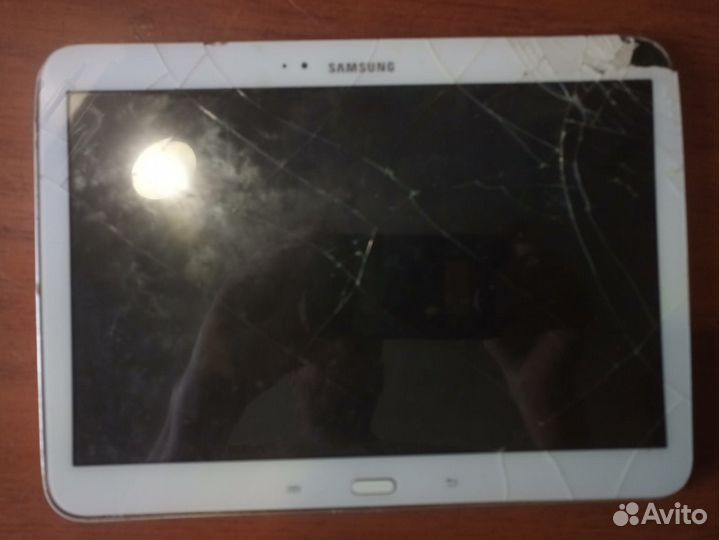 Планшет Samsung Galaxy Tab 3 10.1