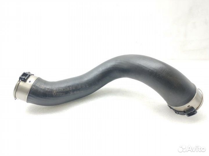 Патрубок интеркулера левый Mercedes-Benz C-Class