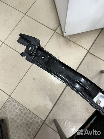 Усилитель переднего бампера toyota rav 4