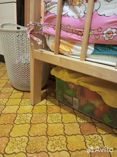 Детская кровать с матрасом