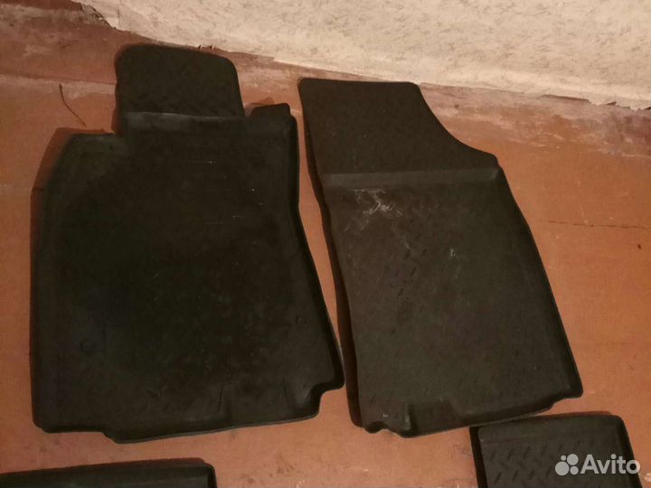 Напольные коврики в Рено флюенс оригинал