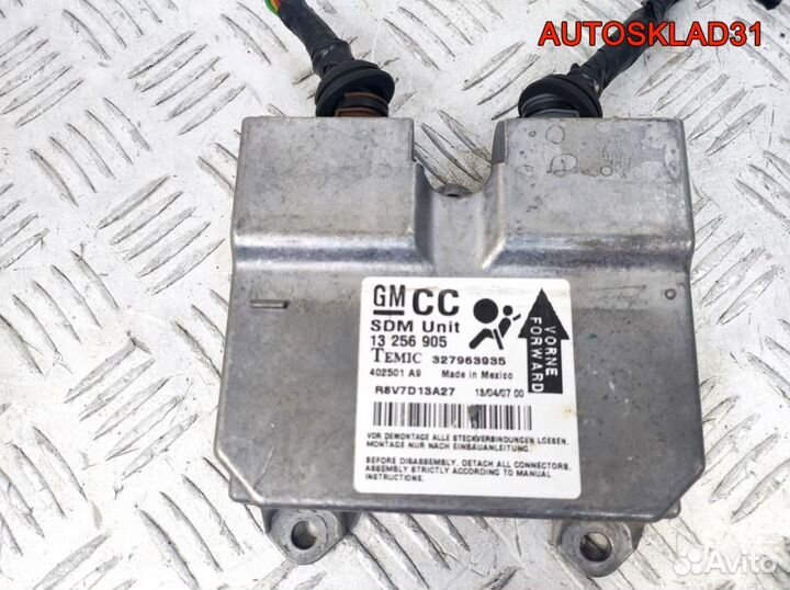 Блок управления AIR BAG Opel Corsa D 13256905