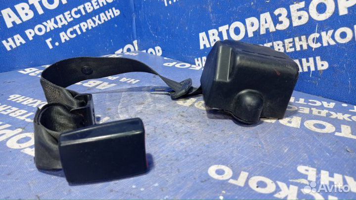 Задний средний ремень безопасности Volkswagen Polo