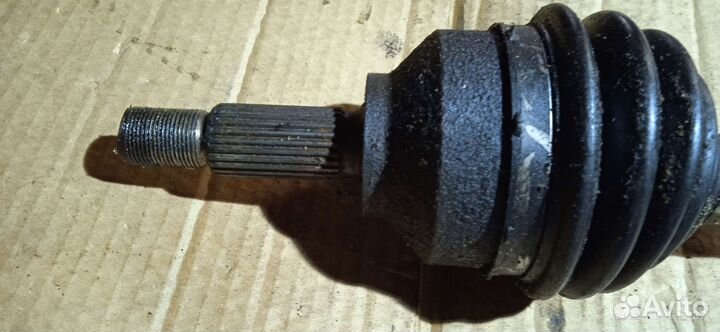 Полуось правая форд фокус 1 1.8л МКПП