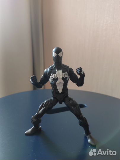 Hasbro spider man black suit человек паук