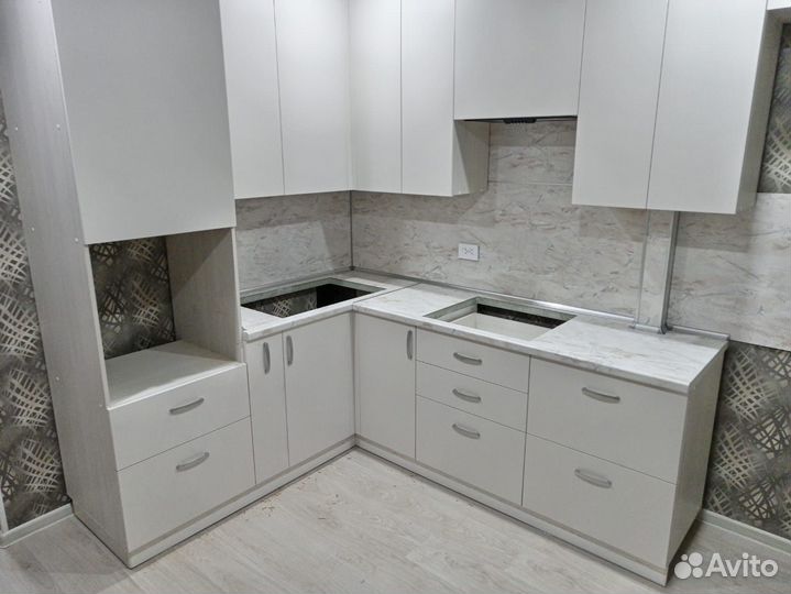 Кухонные гарнитуры