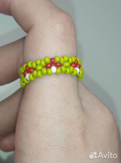 Кольцо из бисера