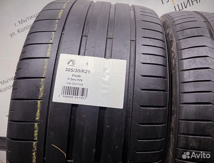 Pirelli P Zero PZ4 305/30 R21 94Y