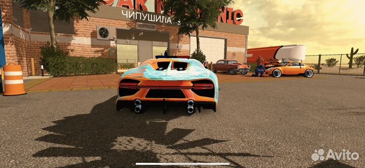 Машина в кар паркинг