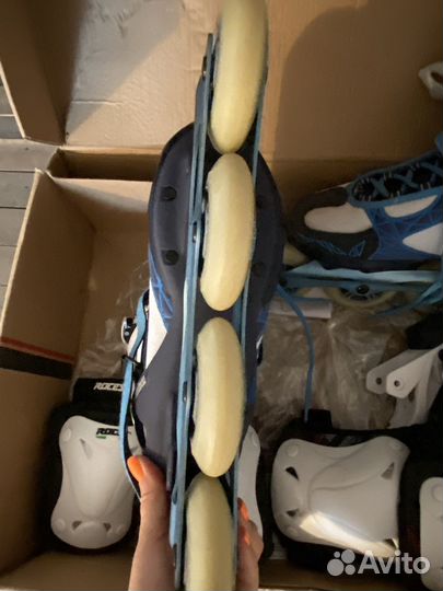 Роликовые коньки Fila и защита в подарок