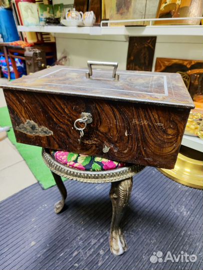 Сейф касса старинная