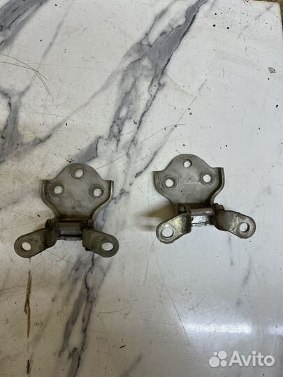 Петли двери шевроле лачети