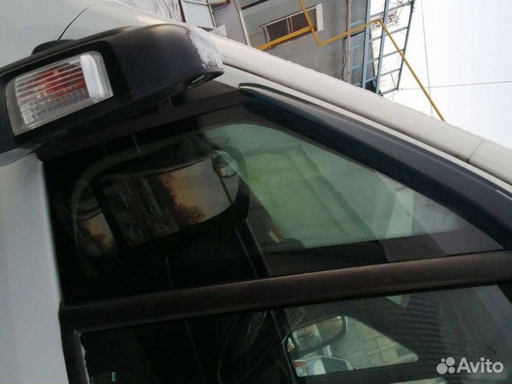 Форточка передняя левая Peugeot Boxer