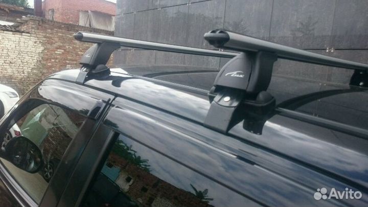 Поперечины багажные на Nissan Juke