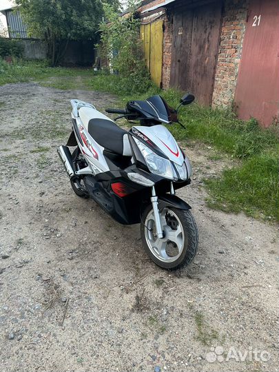 Скутер Irbis