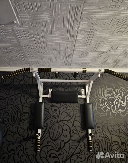 Настенный турник + брусья +пресс хорошее состояние