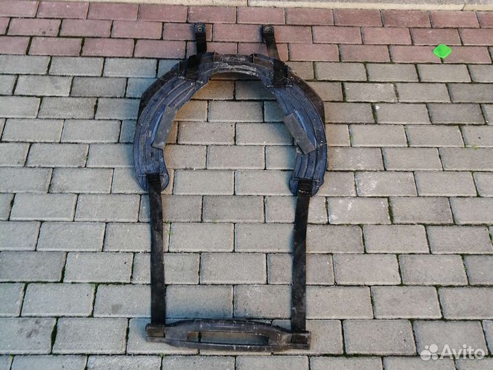 Держать запасного колеса Х5 е53