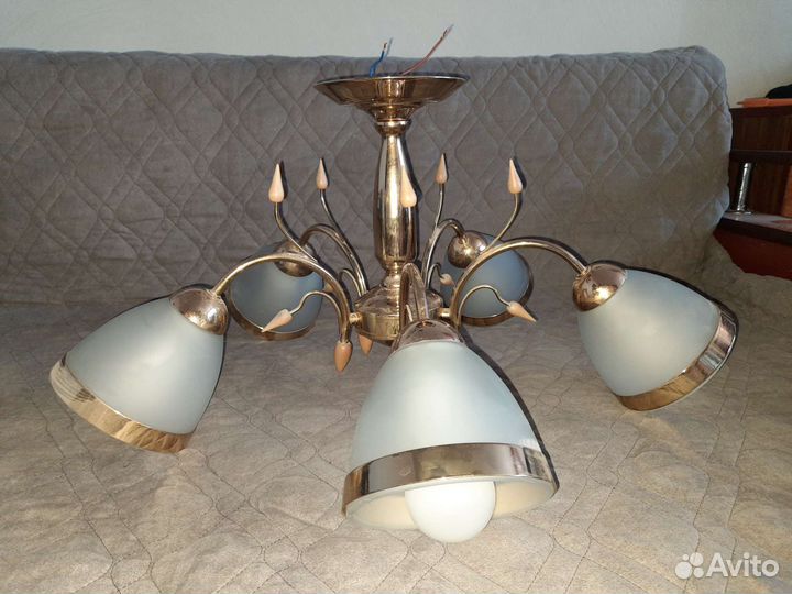 Люстра потолочная бу