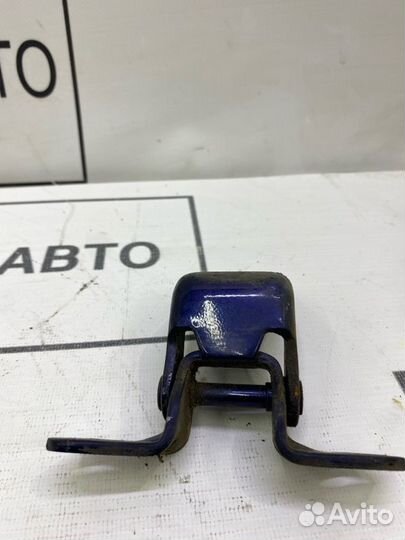 Петля двери передняя правая Mazda 6 GH 2008