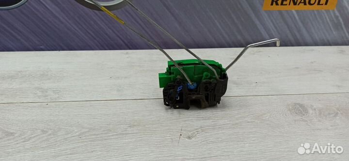 Замок задней двери hyundai solaris Прав