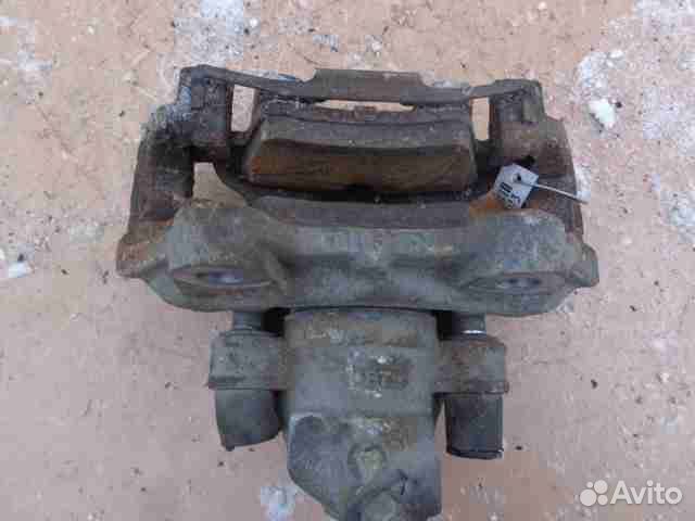 Суппорт задний левый Mercedes R-klasse W251