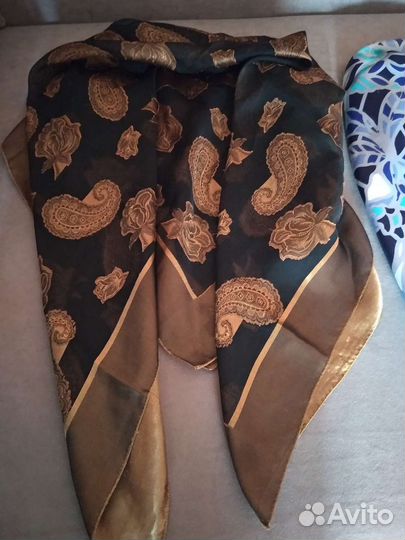 Шелковый платок