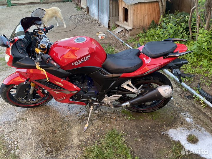 Продам мотоцикл 250 кубов