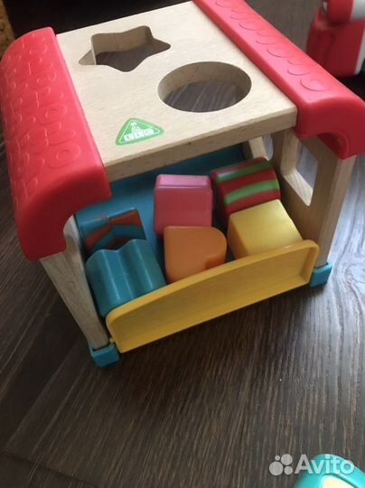 Развивающие игрушки