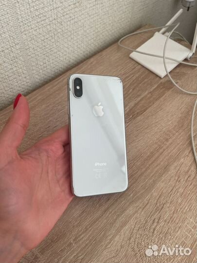 iPhone X, 64 ГБ