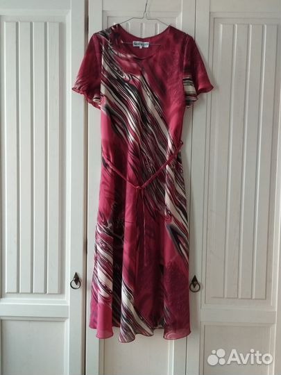 Платье женское 48 размер
