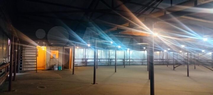 Склад, 608 м²