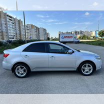 Kia Cerato 1.6 MT, 2010, 222 500 км, с пробегом, цена 639 000 руб.