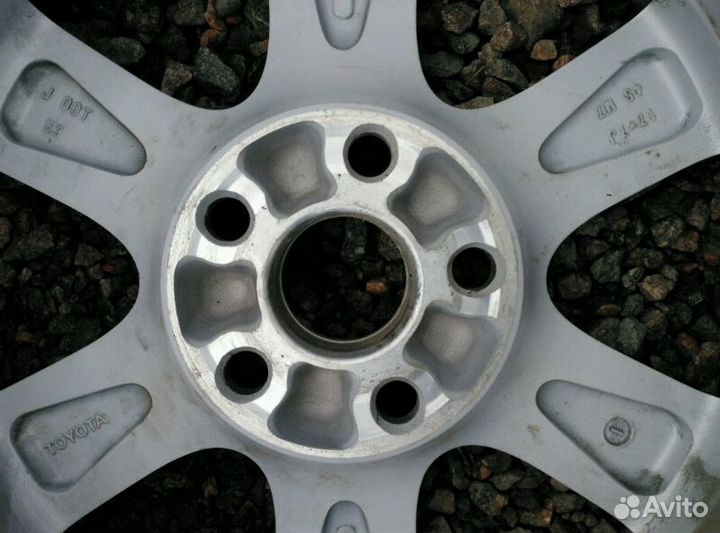 Диски R 17 Toyota RAV4. поштучно