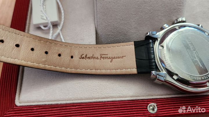 Часы salvatore Ferragamo FFM 100016